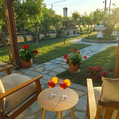 Villa Rhea Seaside Karianí