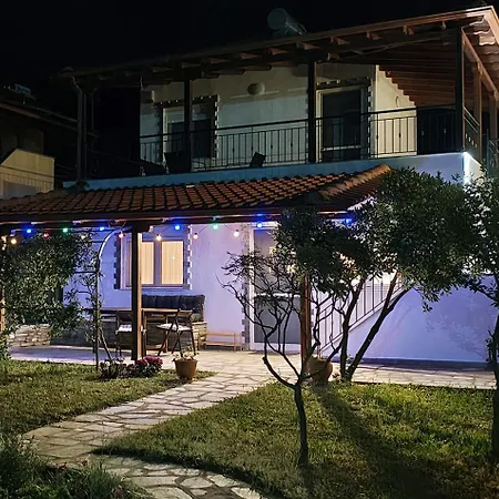 Villa Rhea Seaside *